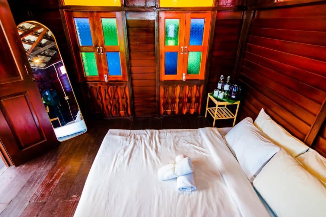 The Best Hotel In Bayan Lepas - The Lov Penang Экстерьер фото