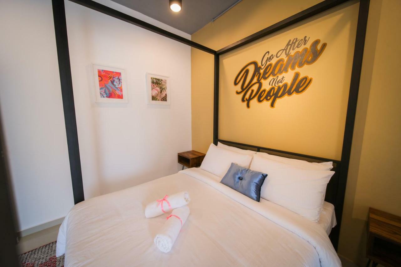 The Best Hotel In Bayan Lepas - The Lov Penang Экстерьер фото