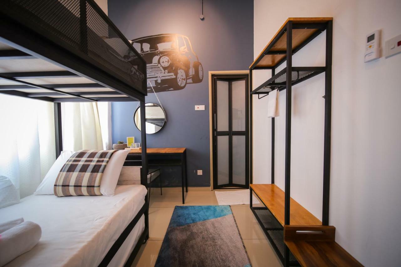 The Best Hotel In Bayan Lepas - The Lov Penang Экстерьер фото