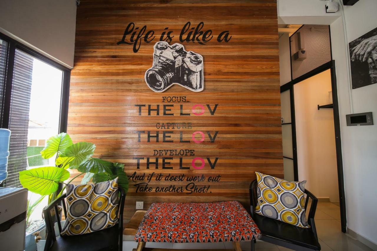The Best Hotel In Bayan Lepas - The Lov Penang Экстерьер фото
